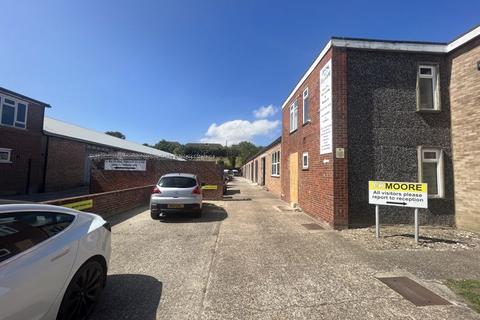 Industrial unit to rent, SMALL LIGHT INDUSTRIAL UNIT - TO RENT