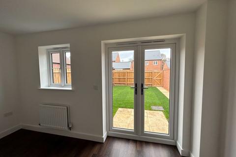 3 bedroom semi-detached house to rent, Jaric Lane, Brampton