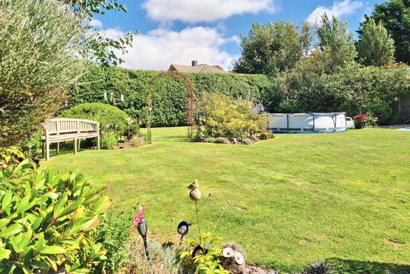 Monks Way, Hill Head, PO14 3 bed detached house for sale £879,950