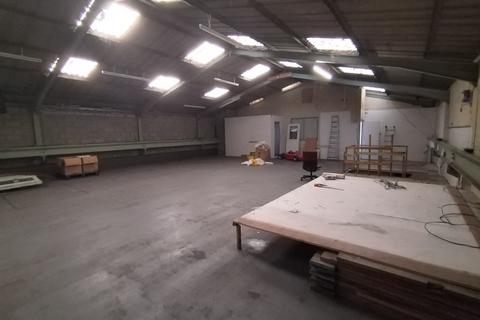 Industrial unit to rent, Central Way, Feltham
