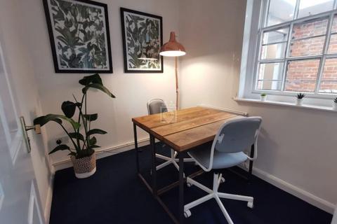 Office to rent, Worting House, Basingstoke