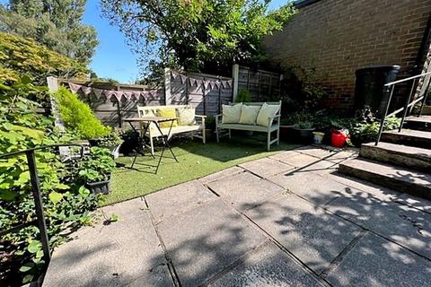 48 Brookside Road, Fulwood, Preston, PR2 9TS