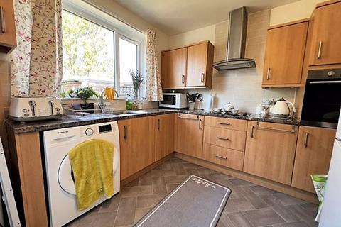 48 Brookside Road, Fulwood, Preston, PR2 9TS