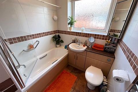 48 Brookside Road, Fulwood, Preston, PR2 9TS