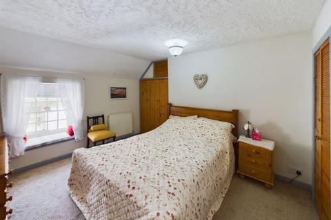 2 bedroom cottage for sale, Bank Cottages, Higher Market Street, Penryn