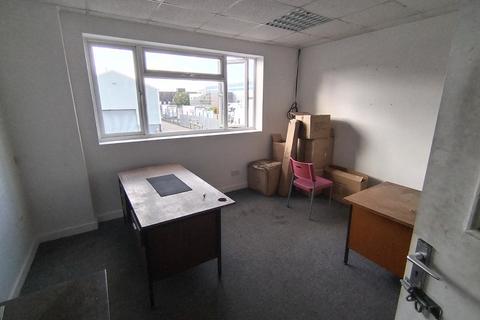 Office to rent, Central Way, Feltham