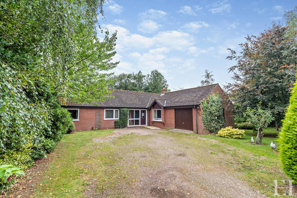 Briston, Melton Constable 4 bed detached bungalow for sale £400,000