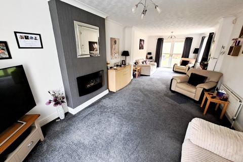 2 Bunyan Close, Gamlingay, Sandy, SG19 3JD