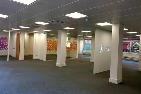 Office to rent, Great Tower Street, London