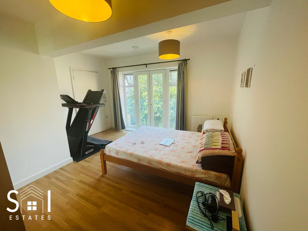 Bedroom2..png