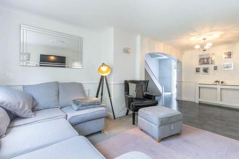 3 bedroom end of terrace house for sale - Kingsford Close, Birmingham, B36