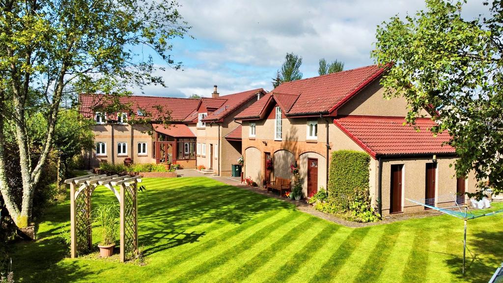 Leeriggs, Kinrossshire, Crook of Devon, KY13 5 bed detached villa for sale £740,000