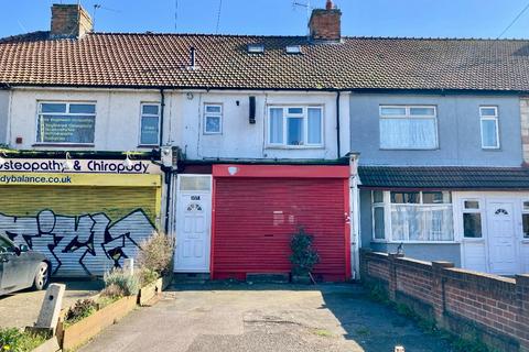 Property for sale, Oldchurch Road, Romford