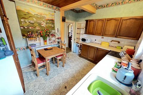 24 Hillside Road, Heswall, Wirral, CH60 0BH