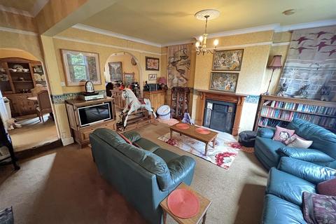 24 Hillside Road, Heswall, Wirral, CH60 0BH