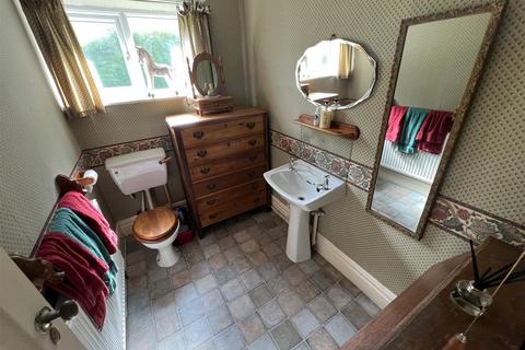 24 Hillside Road, Heswall, Wirral, CH60 0BH