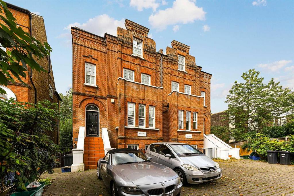 Hermon Hill, Wanstead 2 bed flat for sale £575,000
