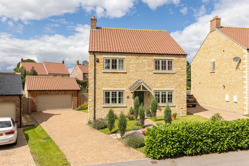 8 The View, ThorntonLeDale, Pickering 3 bed house £550,000