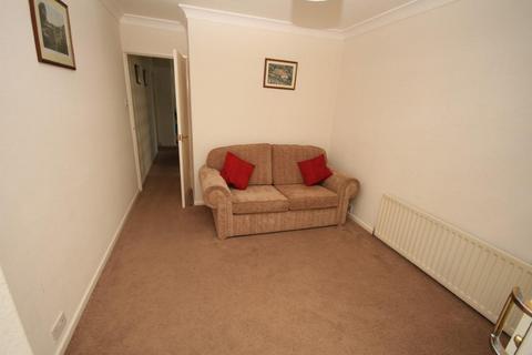 460 Kings Road, Bradford, BD2 1NB