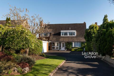 4 bedroom detached house for sale, Newfield Road, Hagley