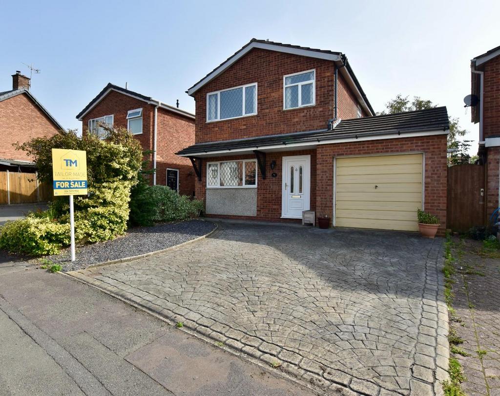 Stonebury Avenue, Coventry 3 bed detached house for sale £315,000
