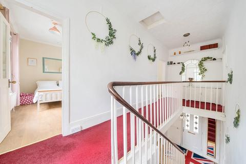 4 bedroom detached house to rent, Farleigh Bridge, East Farleigh, Maidstone