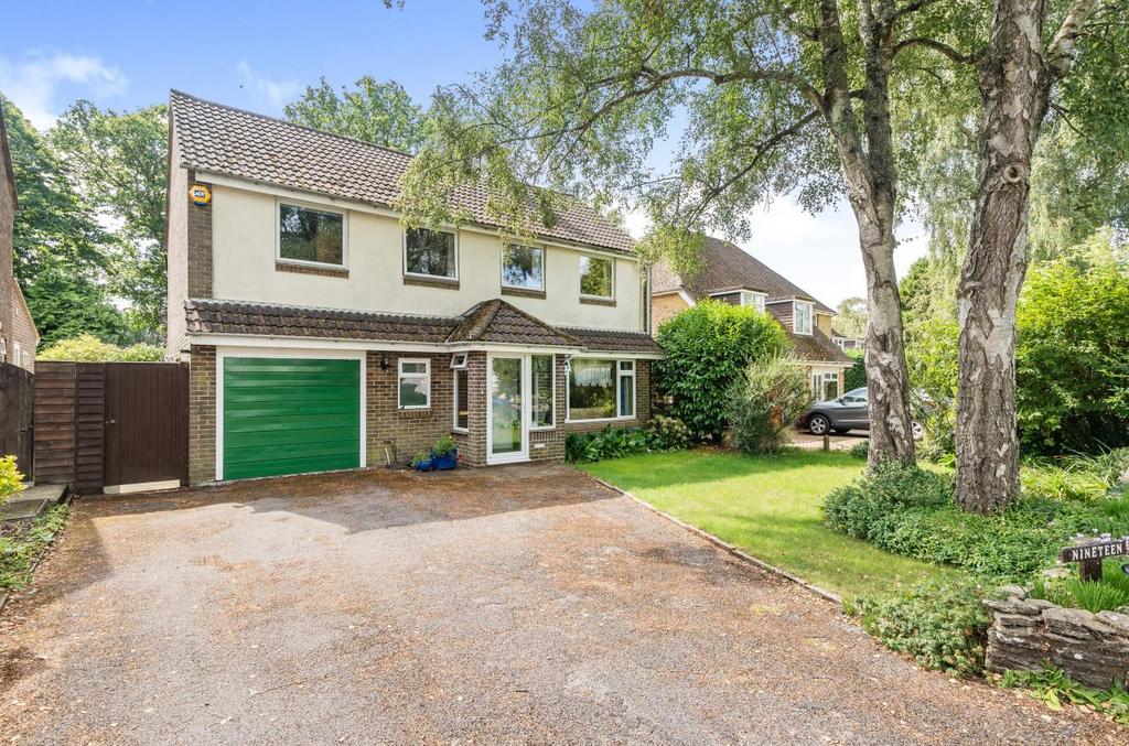 Hookwater Road, Parish Of Ampfield, Chandlers Ford 4 bed detached house