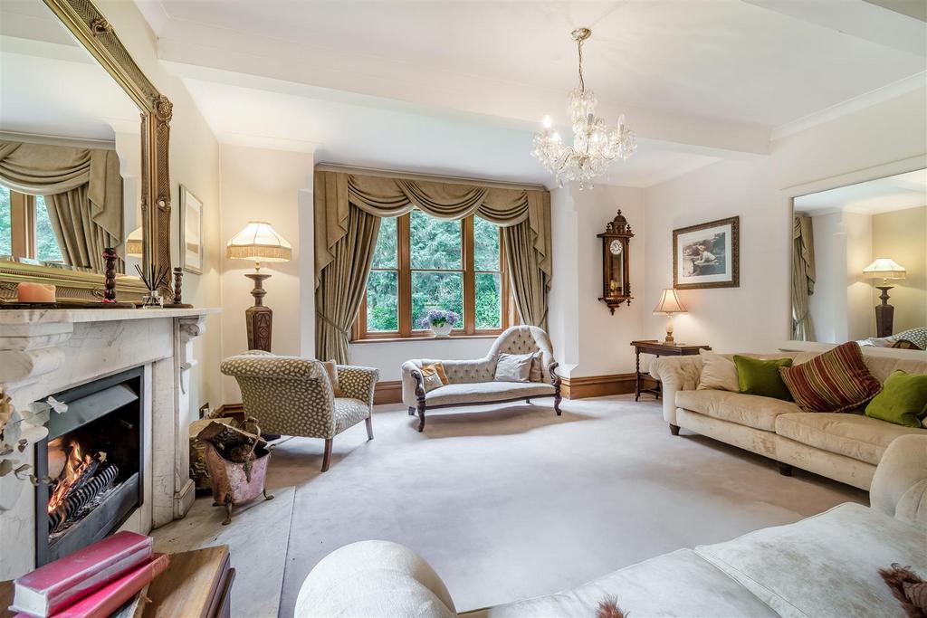 8566481-interior37.jpg