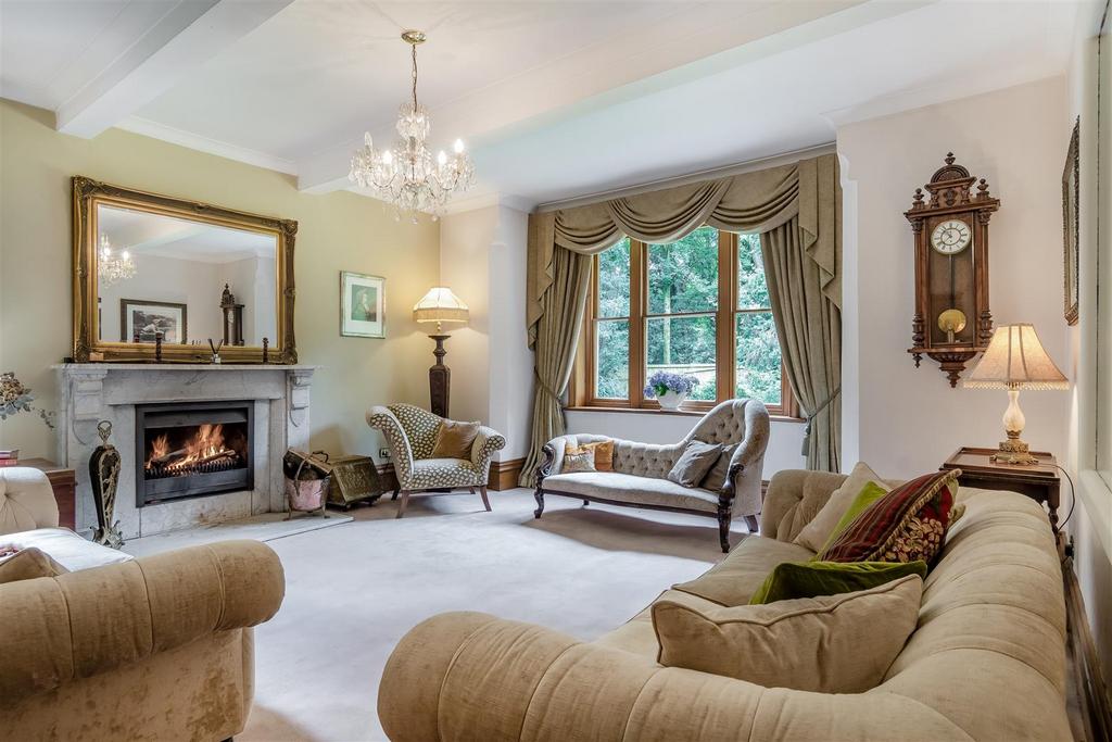 8566481-interior33.jpg