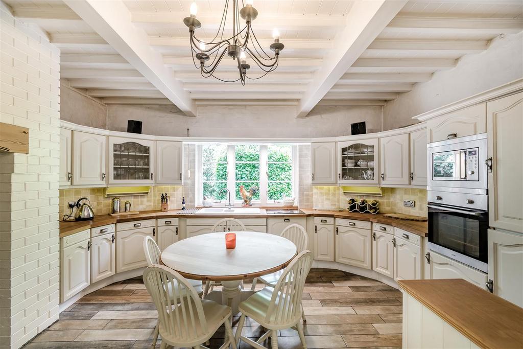 8566481-interior24.jpg