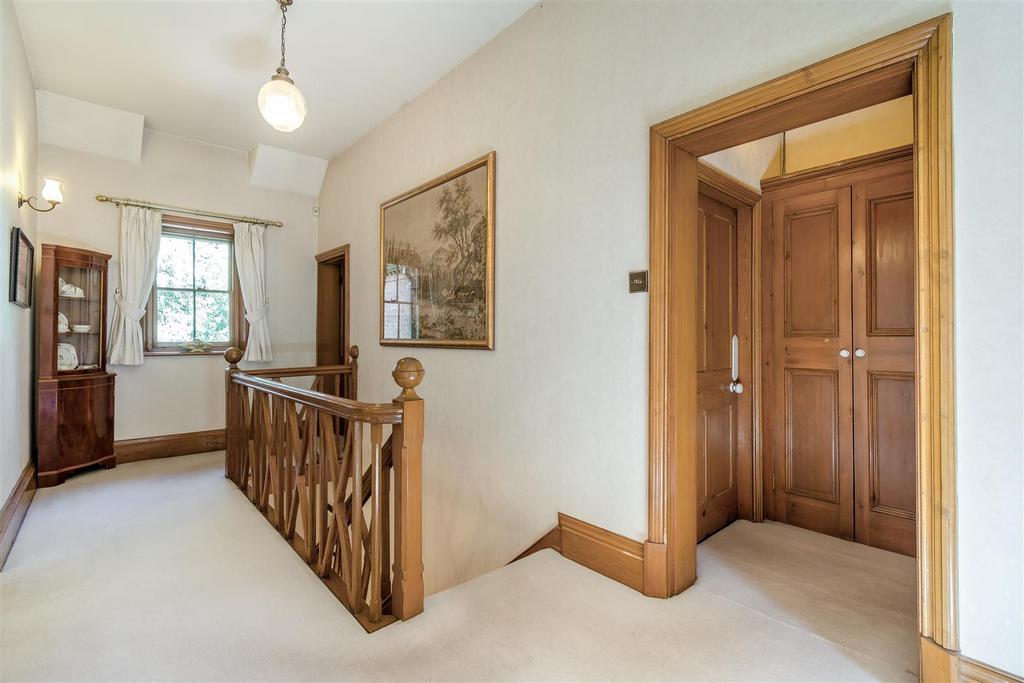 8566481-interior54.jpg