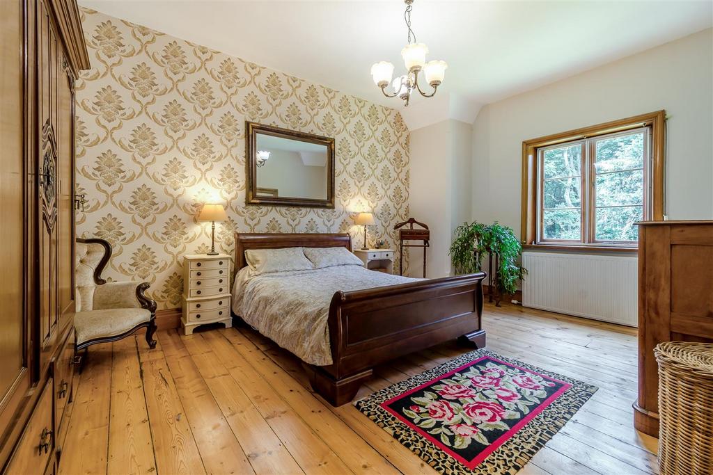 8566481-interior45.jpg
