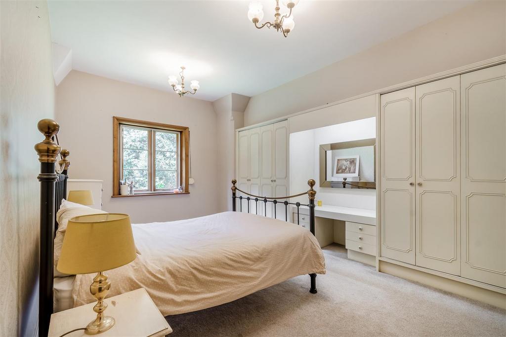 8566481-interior52.jpg