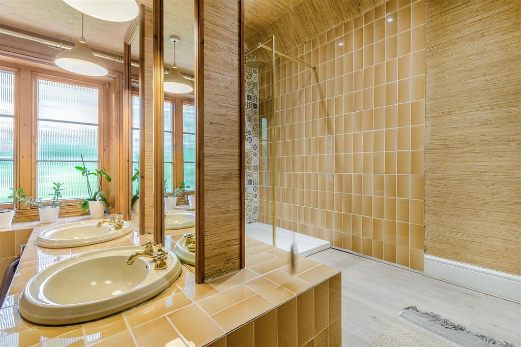 8566481-interior49.jpg