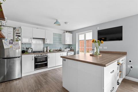 36 Banks Road, Badsey, Evesham, WR11 7TB