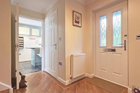 18 Coopers Crescent, Great Notley, Braintree, CM77 7DG