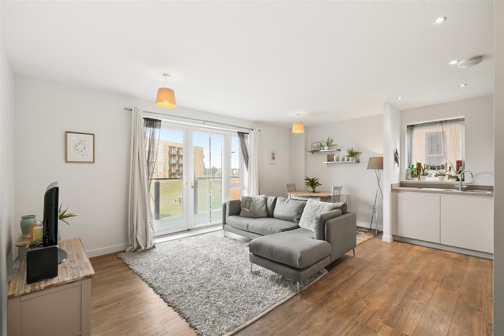 Cornelius House, Barking, IG11 2 bed apartment £1,850 pcm (£427 pw)