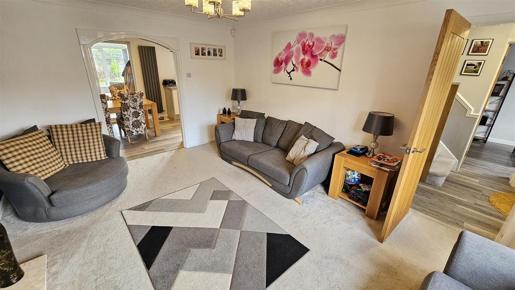 Laurel Way, Bottesford 4 bed detached house for sale £460,000