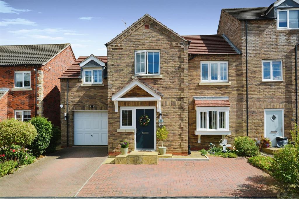 Windmill Way, Kirton Lindsey, Gainsborough 4 bed semidetached house