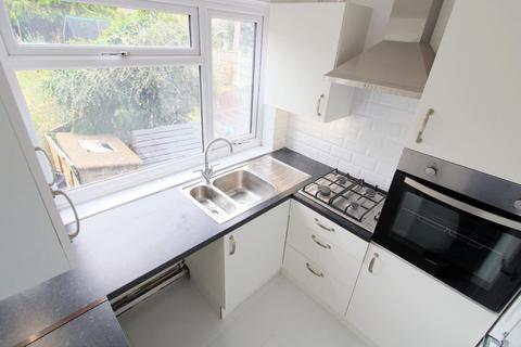 2 bedroom maisonette for sale - Downbank Avenue, Bexleyheath, Kent, DA7 6RS