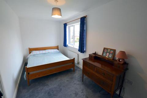 6 Black Barn Close, Kington, HR5 3FB