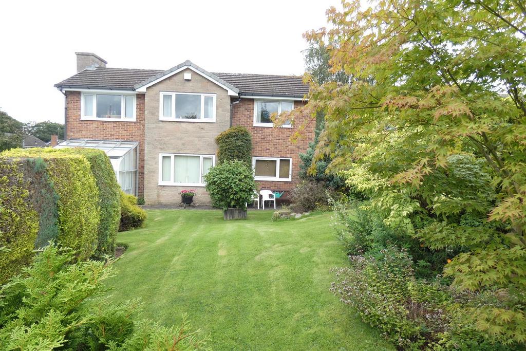 Shirley Drive, Alton, StokeOnTrent 3 bed detached house for sale £