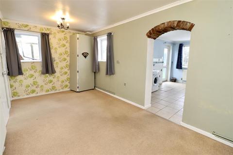 3 Cherry Drive, Holme On Spalding Moor, York, YO43 4HT