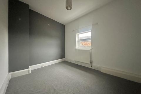 3 bedroom terraced house for sale, Hillside, Castle Donington DE74