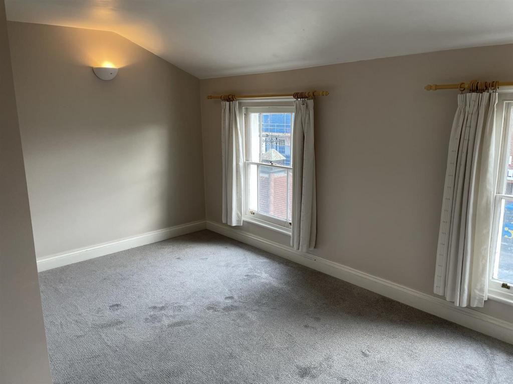 Bedroom.JPEG