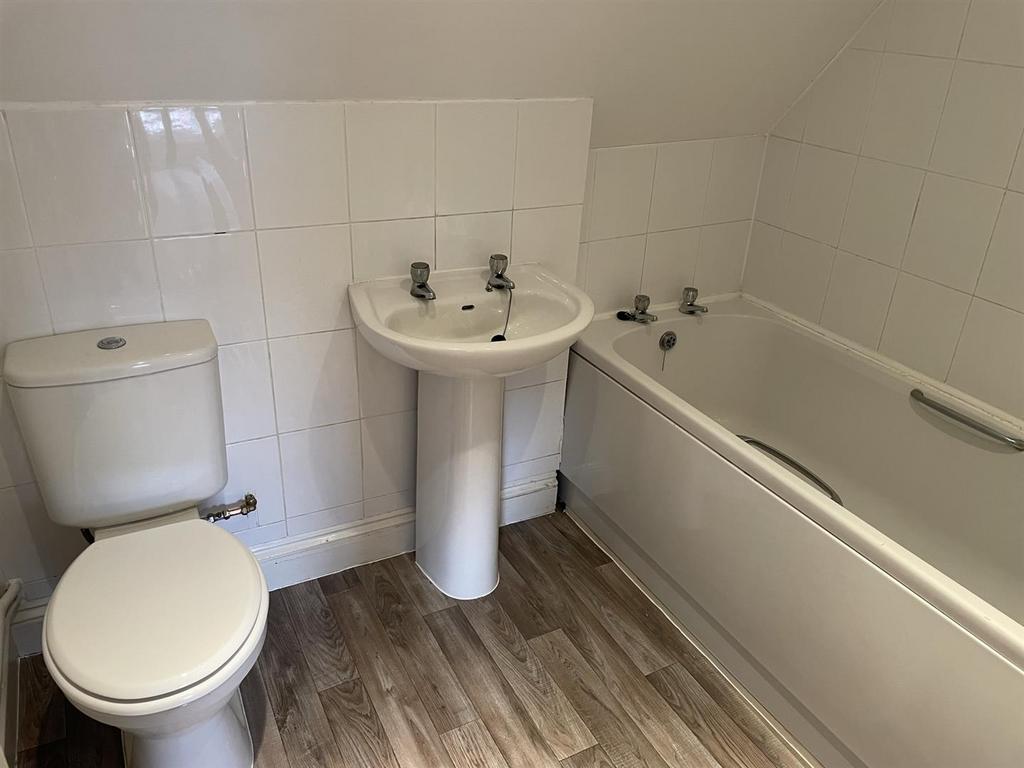 Bathroom.JPEG