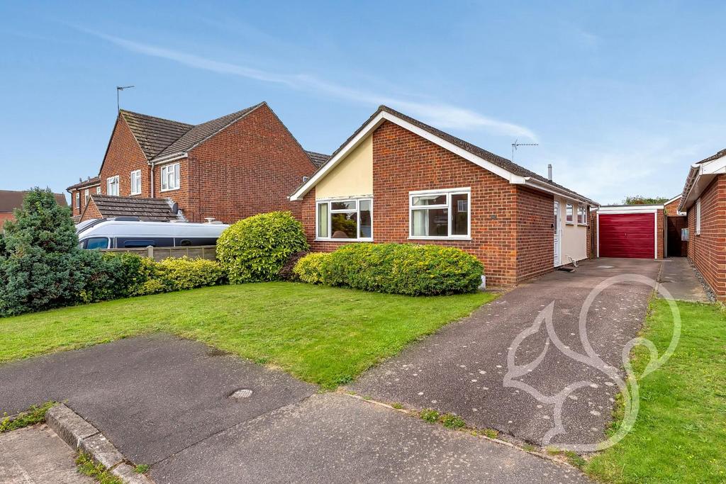 Egremont Way, Stanway 2 bed detached bungalow for sale £300,000