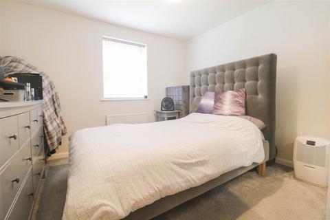 5 Dunnock Road, Harlow, CM17 0GH