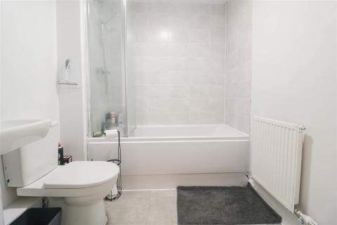 5 Dunnock Road, Harlow, CM17 0GH