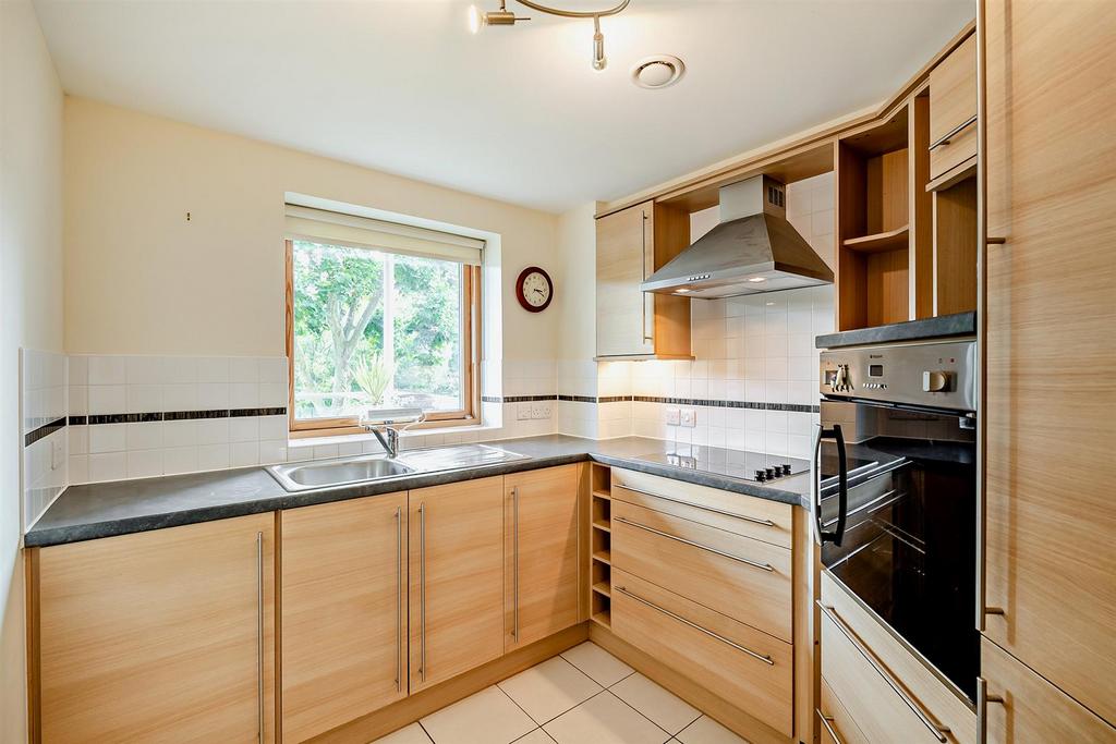 Kitchen:
